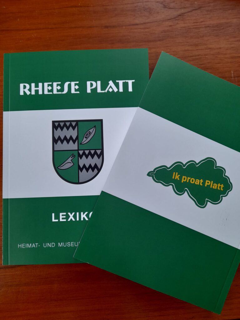 Buchdeckel und -rücken "Rheese Platt"